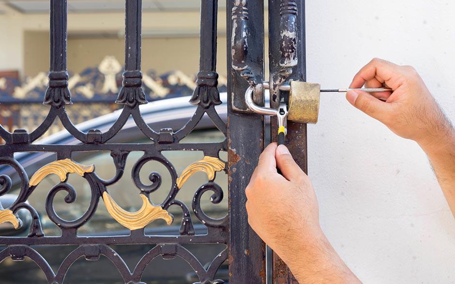 personnalisé serrurier prix changement serrure Issy-les-Moulineaux